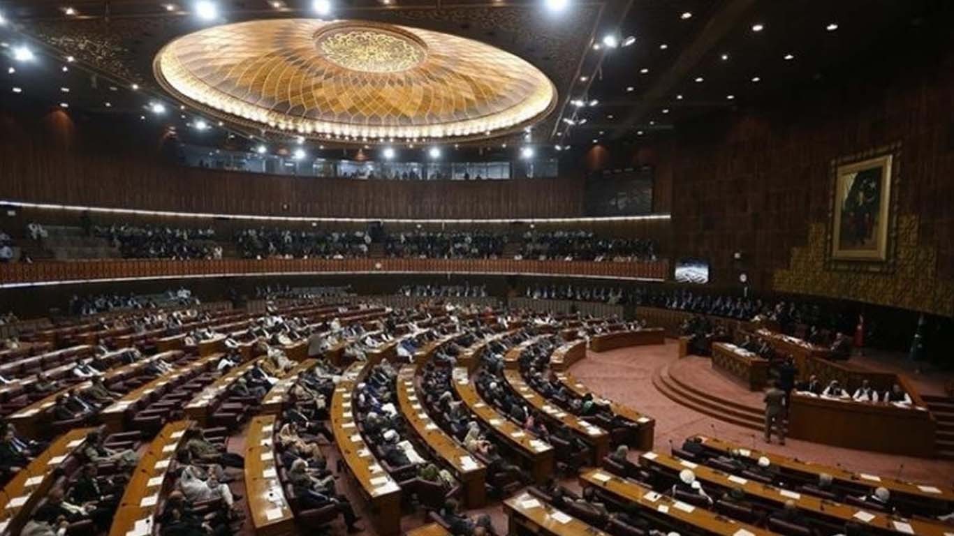 سینیٹ میں زیادتی کے ملزمان کی کم سے کم سزا 25 سال کرنے پر غور