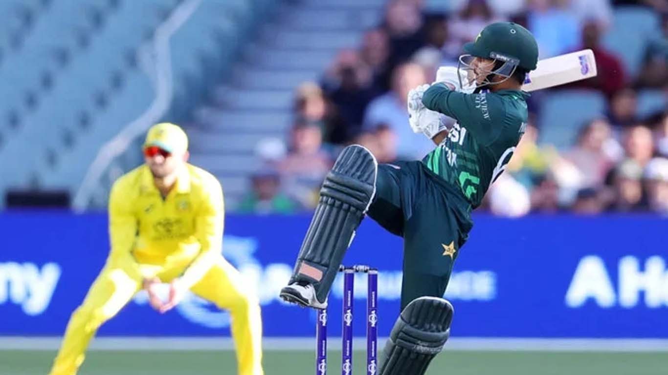 دوسرا ون ڈے: پاکستان نے آسٹریلیا کو 9 وکٹوں سے شکست دیدی