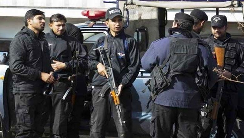 بنوں سے مسلح افراد 7 پولیس اہلکاروں کو اغوا کر کے لے گئے