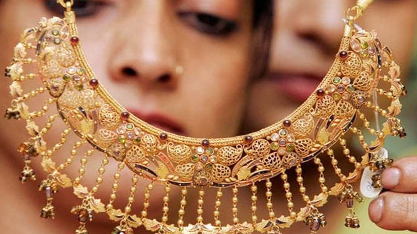 سونے کی عالمی اور مقامی قیمتوں میں دوسرے دن بھی بڑا اضافہ