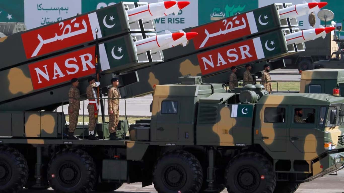 دفاعی نمائش: پاکستان اور چین میں دفاعی ساز و سامان کے بڑے معاہدے