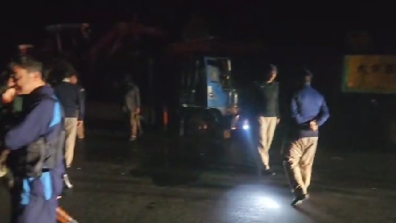 پی ٹی آئی اور کے پی حکومت کا صوابی میں مشینری اور مظاہرین پر سیدھی فائرنگ کا دعوی