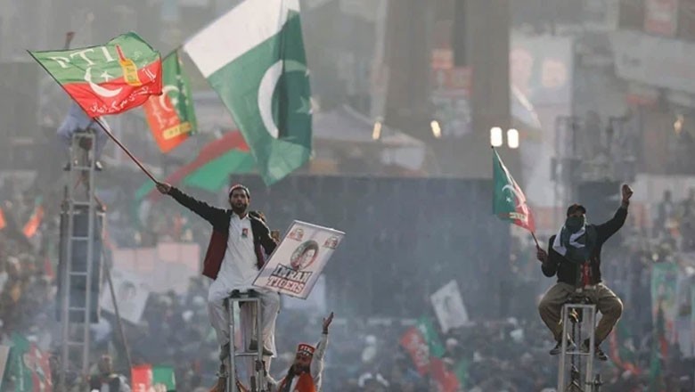 پی ٹی آئی اور حکومت کے مذاکرات میں پیشرفت، دھرنا کہاں ہوگا؟
