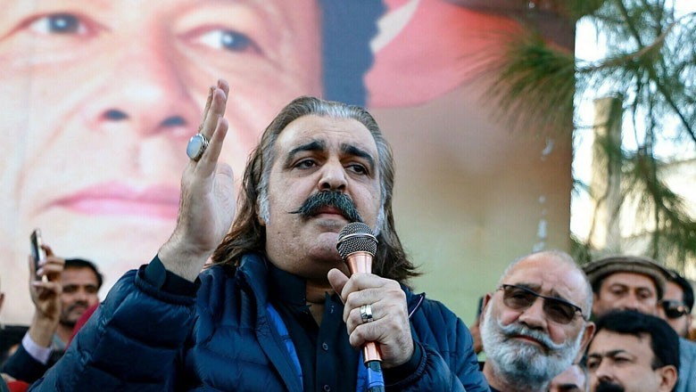 کرم تنازع، وزیراعلیٰ نے اختلافات کے باوجود وفاق سے فورس مانگ لی