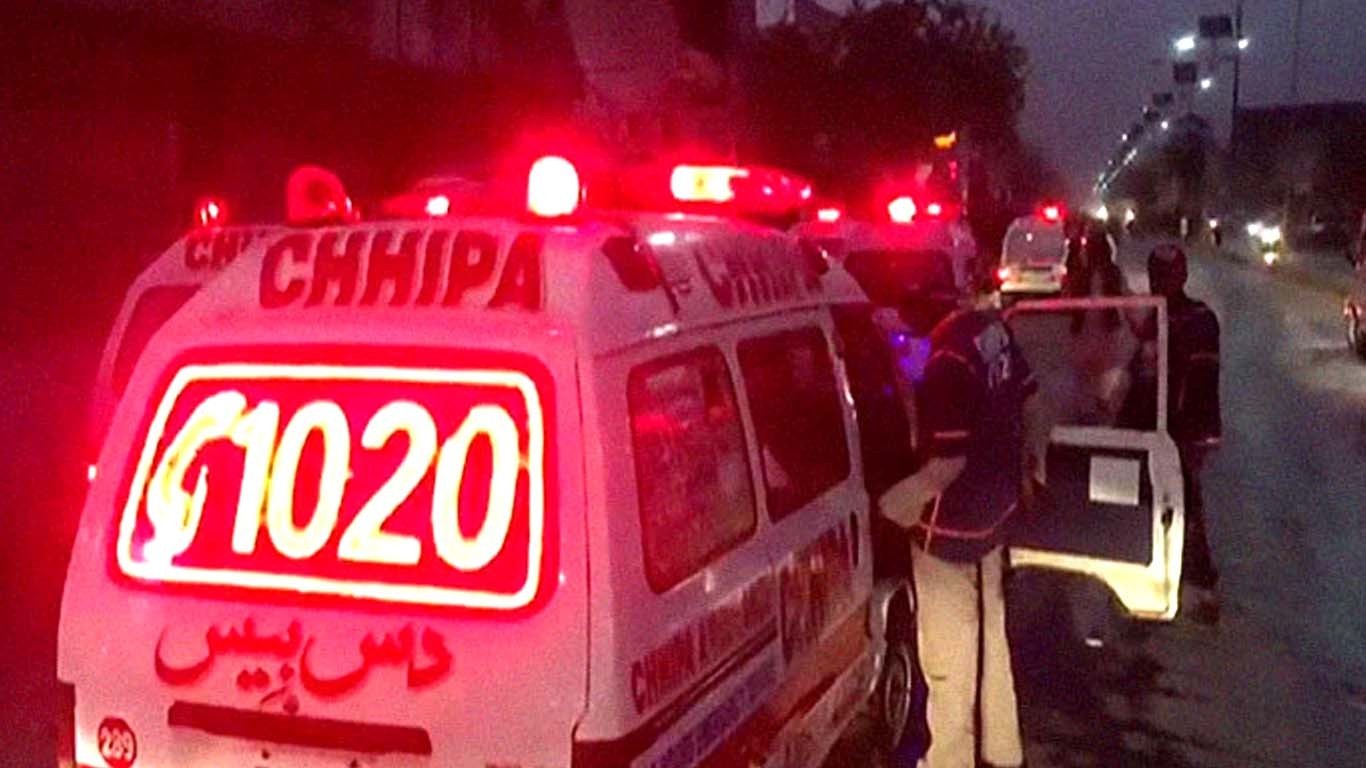 کراچی میں نالے سے خاتون کا کٹا ہوا سر برآمد