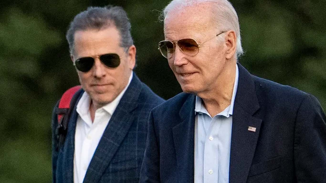 بائیڈن نے اپنے بیٹے کی سزا معاف کر دی