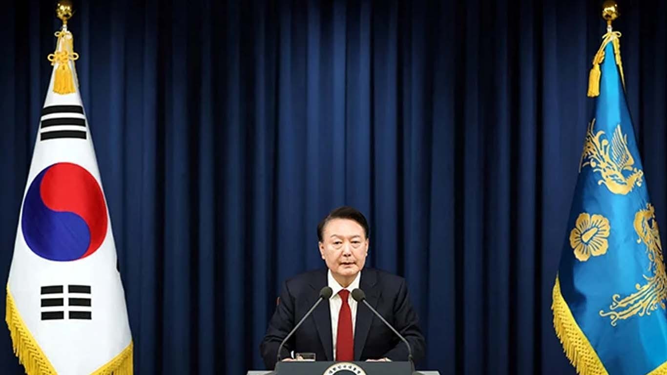جنوبی کوریا کے صدر کا  ملک میں مارشل لا کا اعلان