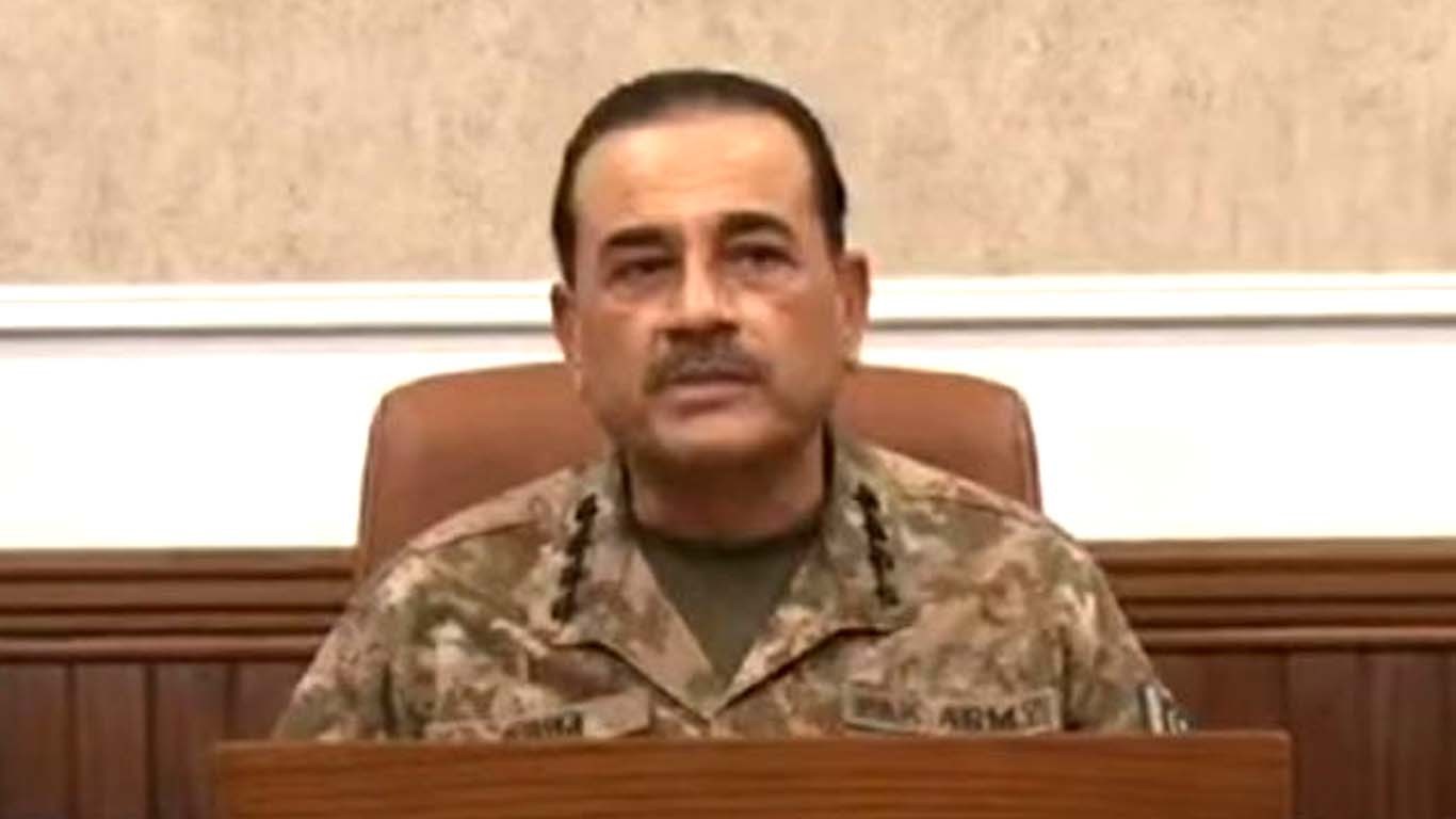 پاک فوج  ملک و  قوم کی خدمت بغیر کسی تعصب اور سیاسی وابستگی کے کرتی ہے، کورکمانڈرز کانفرنس