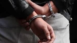 بھارتی اداکار  خاتون اداکارہ سے زیادتی کے الزام میں گرفتار