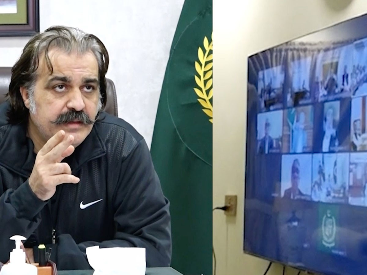 بشریٰ بی بی کو ڈی چوک پر اکیلا نہیں چھوڑا، علی امین گنڈا پور