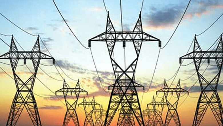 دسمبر میں ملک بھر کیلیے بجلی سستی جبکہ کراچی کیلیے 3 روپے مہنگی ہوگی