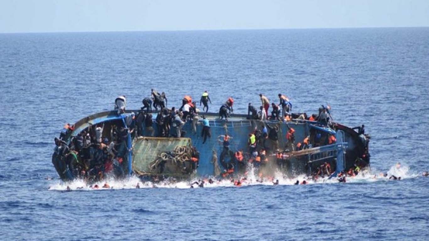 یونان میں کشتی الٹنے سے متعدد تارکین وطن جان سے گئے