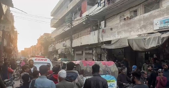 کراچی، رضویہ میں زور دار دھماکا