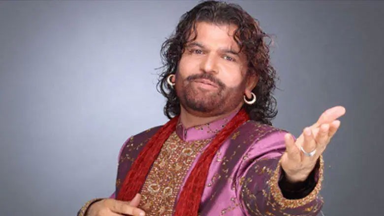 بھارتی گلوکار کی پاکستان سے بے پناہ محبت، والدہ کا تعلق گوجرانوالہ سے نکلا