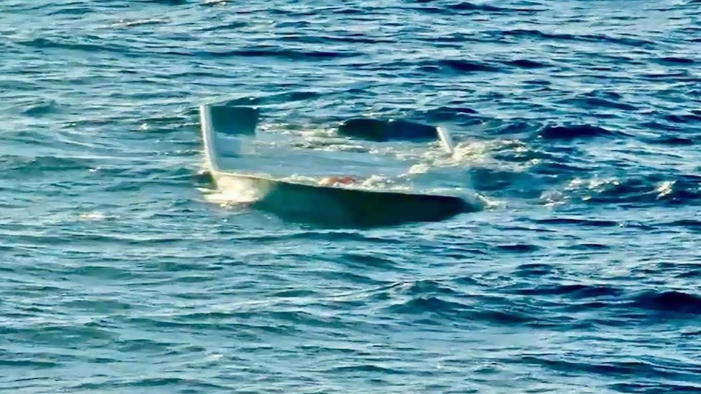 کرسمس کیلئے گھر جانیوالوں کی کشتی الٹ گئی، 40 افراد ہلاک