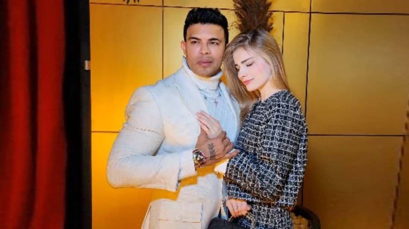 معروف بھارتی اداکار کی اہلیہ کا قبول اسلام