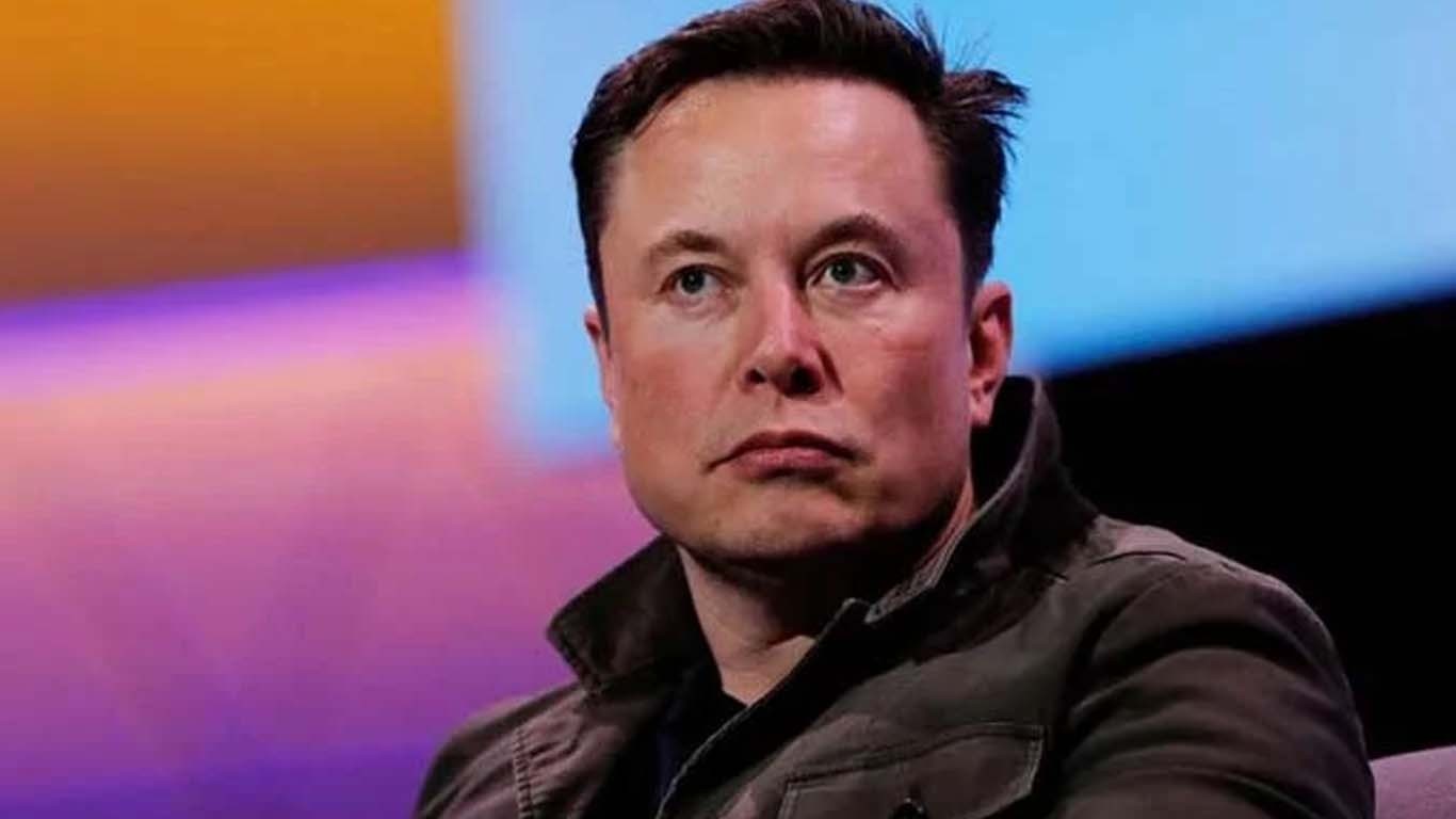 ایلون مسک نے ٹرمپ کے کاموں میں میخیں نکالنا شروع کردیں