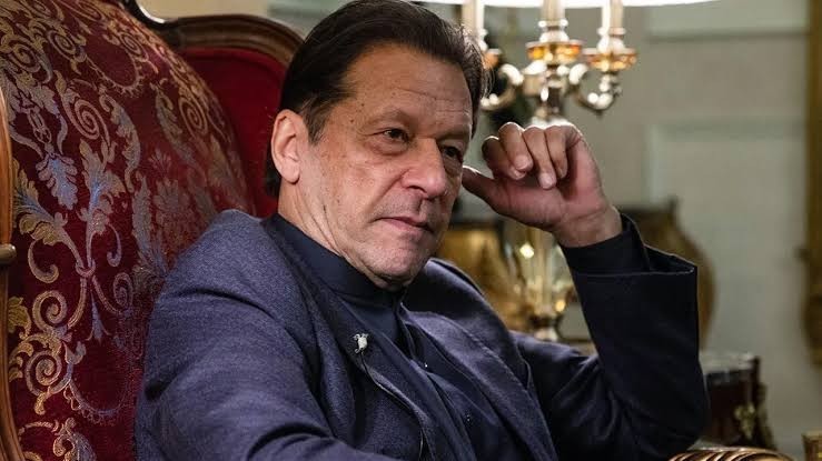 مذاکرات ختم، عمران خان نے سول نافرمانی تحریک شروع کردی