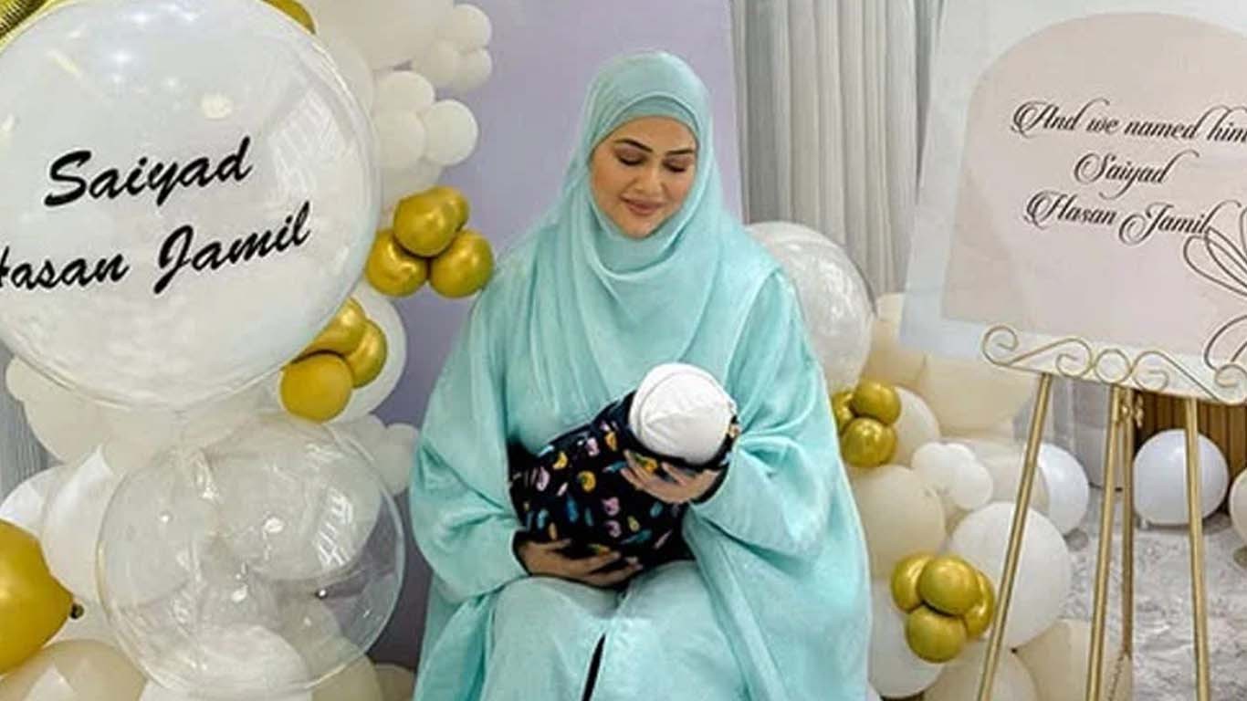 ثناء خان دوسرے بیٹے کو کیمرے کے سامنے لے آئیں، نام بھی بتادیا؟