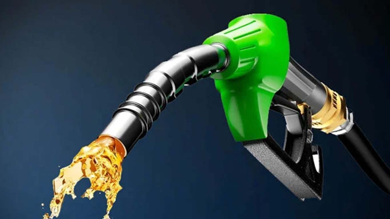 حکومت نے پیٹرولیم مصنوعات کی قیمتیں پھر بڑھادیں