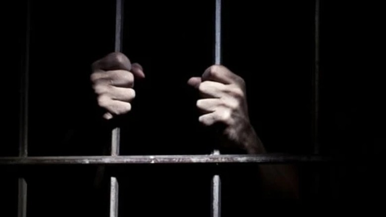 افسوسناک واقعہ، خاتون کو مفت عمرے کا لالچ دے کر منشیات اسمگلنگ