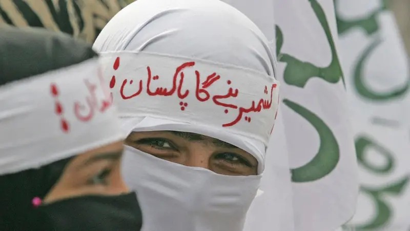 5 فروری کے عام دن کو کشمیریوں سے منسوب کرنے والے پاکستانی ہیروز