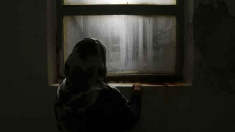 برطانیہ میں پناہ کی متلاشی پاکستانی خاتون سے مجرمانہ سلوک کرنے پر حکومت کو 1 لاکھ پاؤنڈ ادا کرنے کا حکم