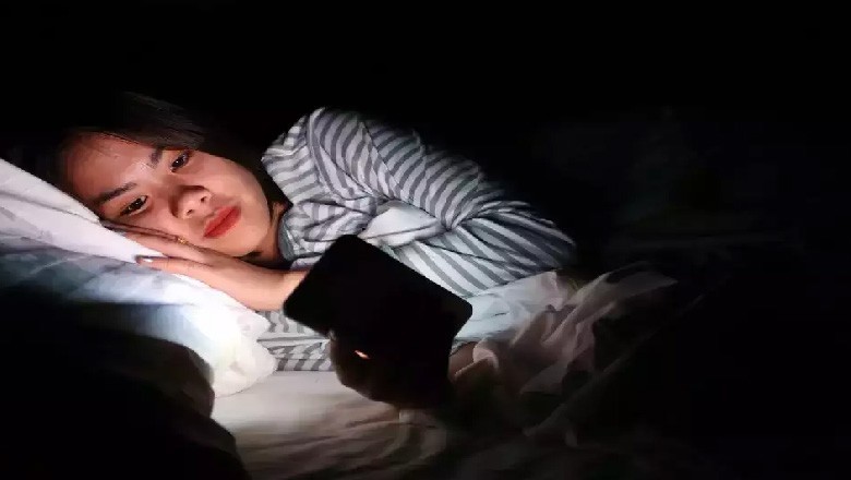 سوشل میڈیا ریلز دیکھنے والے نوجوان ہائی بلڈ پریشر میں مبتلا، خوفناک تحقیق