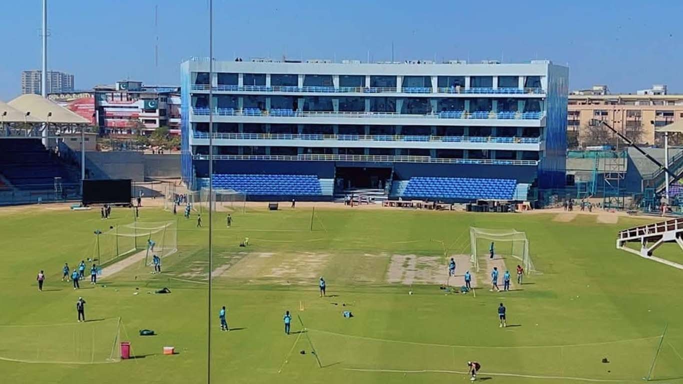 چیمپئنز ٹرافی کے انعقاد کے لیے نیشنل اسٹیڈیم کراچی کی تزئین و آرائش مکمل