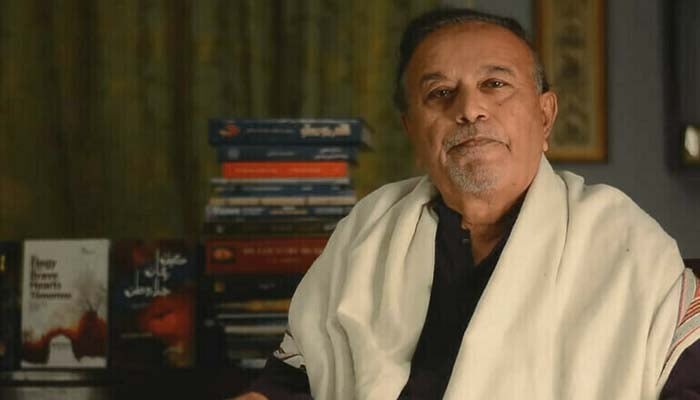 معروف شاعر کا اندوہناک قتل، پولیس نے منہ بولے بیٹے کو گرفتار کرلیا