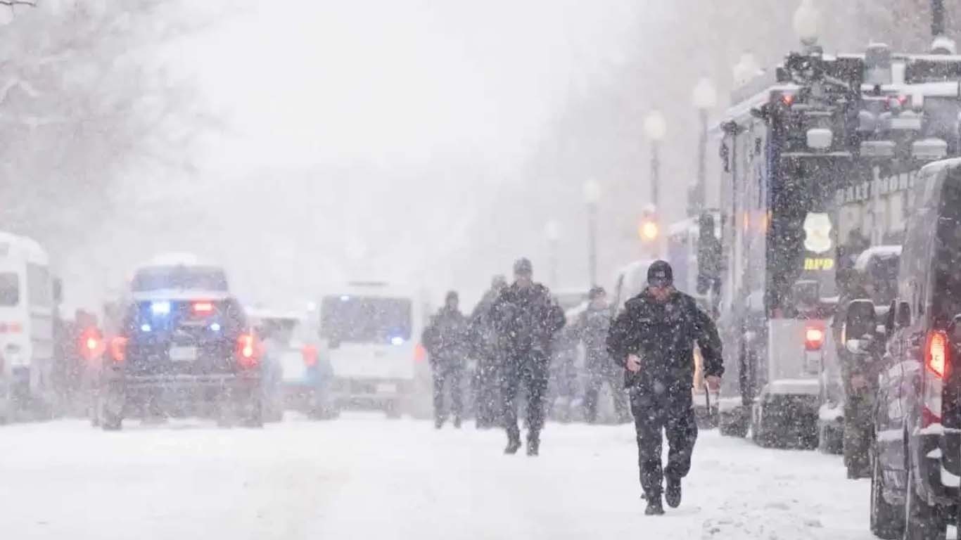 امریکا میں برفانی طوفان سے ہلاکتیں 14 ہوگئیں