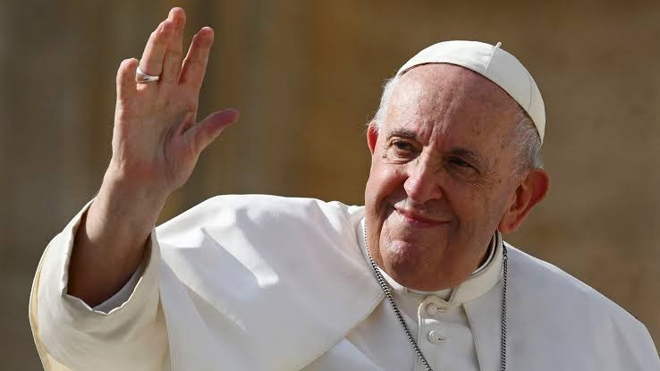 پوپ فرانسس کی طبیعت اب کیسی ہے؟ نئی اپ ڈیٹ