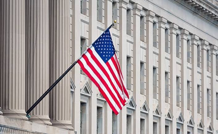 پاکستان کے بڑے احسان کے بعد امریکا نے اپنے شہریوں کو سفر سے ہی روک دیا