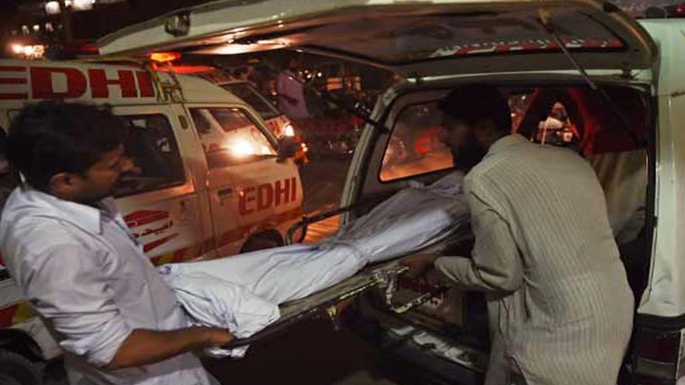 مدرسے کی دیوار گرنے سے 4 بچے جاں بحق، متعدد زخمی