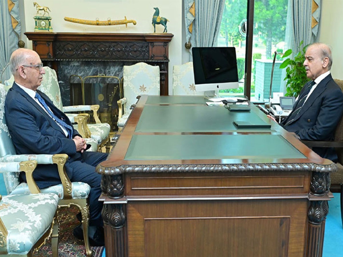 حکومت ایک بار پھر پی ٹی آئی سے مذاکرات کیلیے پرامید، بلاول بھٹو کو ثالث مقرر کردیا