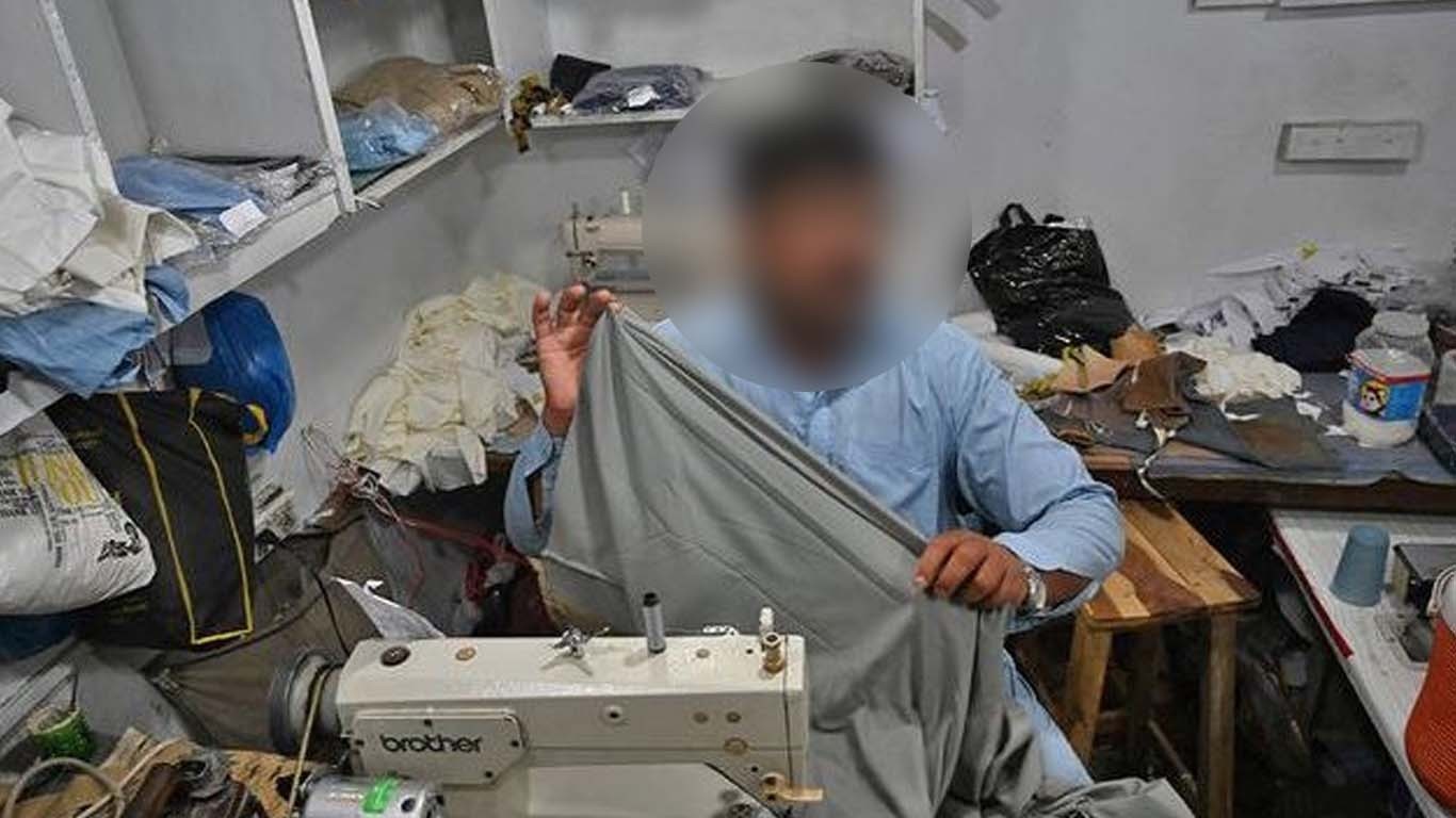 مسلح افراد درزی کی دکان سے 80 سوٹ لے کر فرار