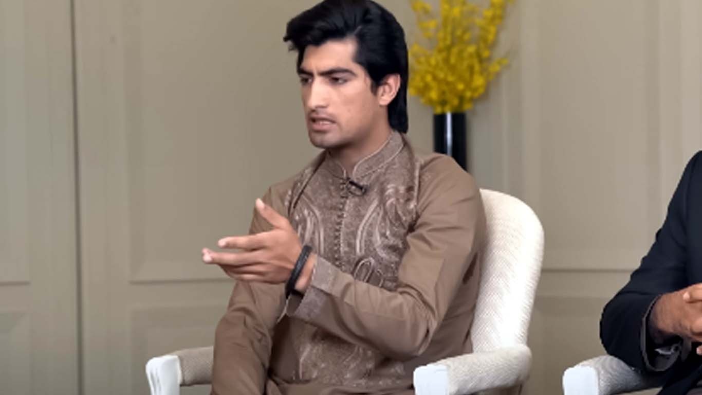 نسیم شاہ کھلاڑیوں کے اسٹائل اور اشتہارات پر تنقید کرنے والے سابق کرکٹر پر برہم