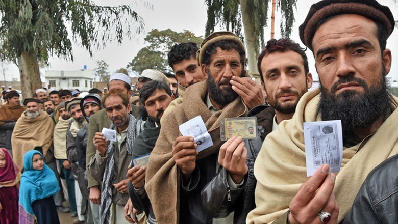 واپسی کی ڈیڈ لائن ختم، افغان مہاجرین کیلیے پاکستان نوگو ایریا قرار