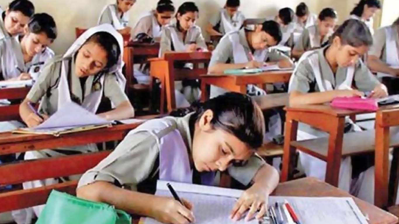 کراچی میں میٹرک کے امتحانات، چیئرمین بورڈ نے طلبا کو خبردار کردیا