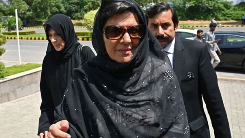بانی پی ٹی آئی کی بہنوں نے رہائی کے بعد دھرنا دے دیا، واپس جانے سے انکار