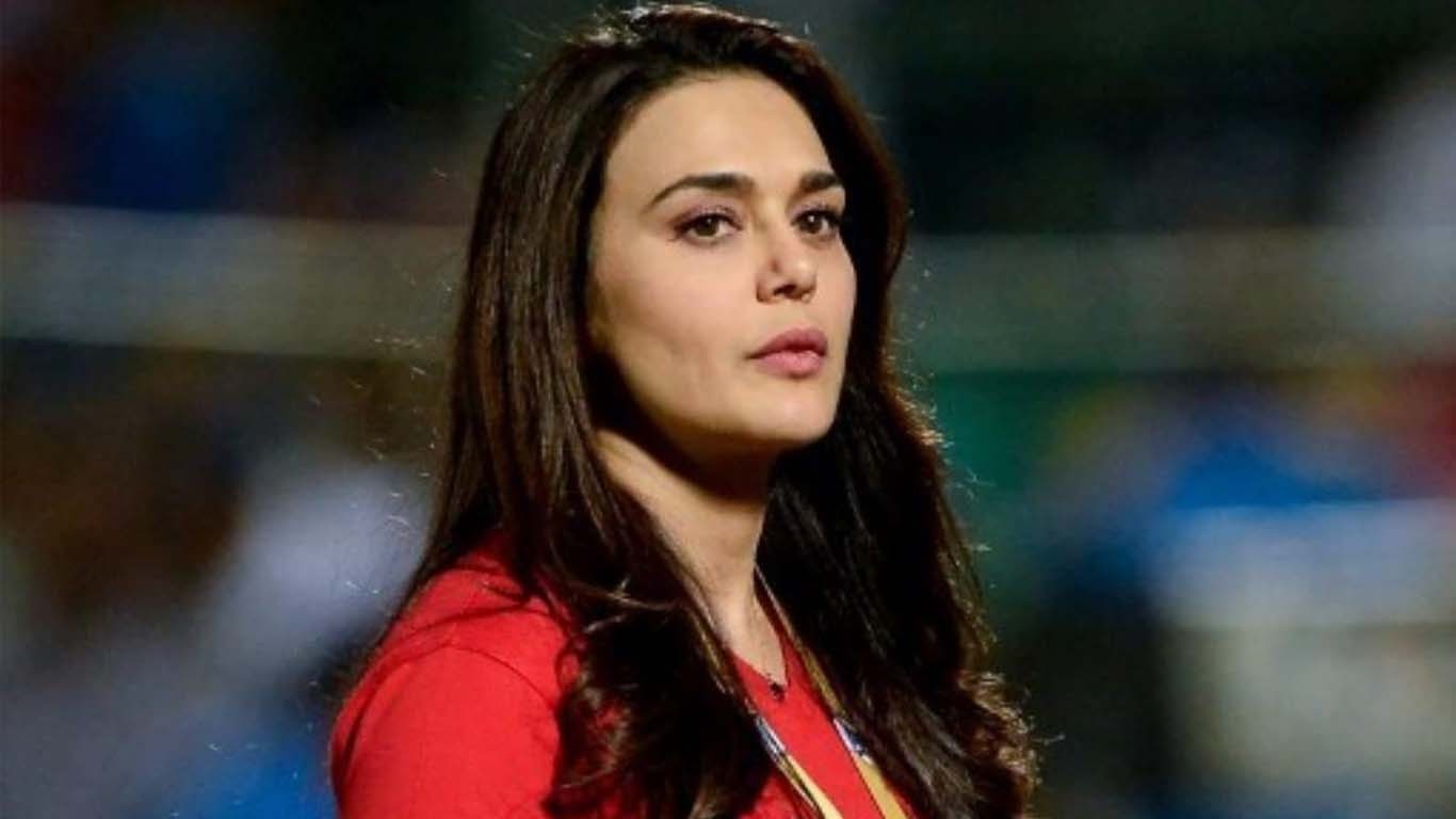 پریٹی زنٹا نوجوان کرکٹر کے گن گانے لگیں