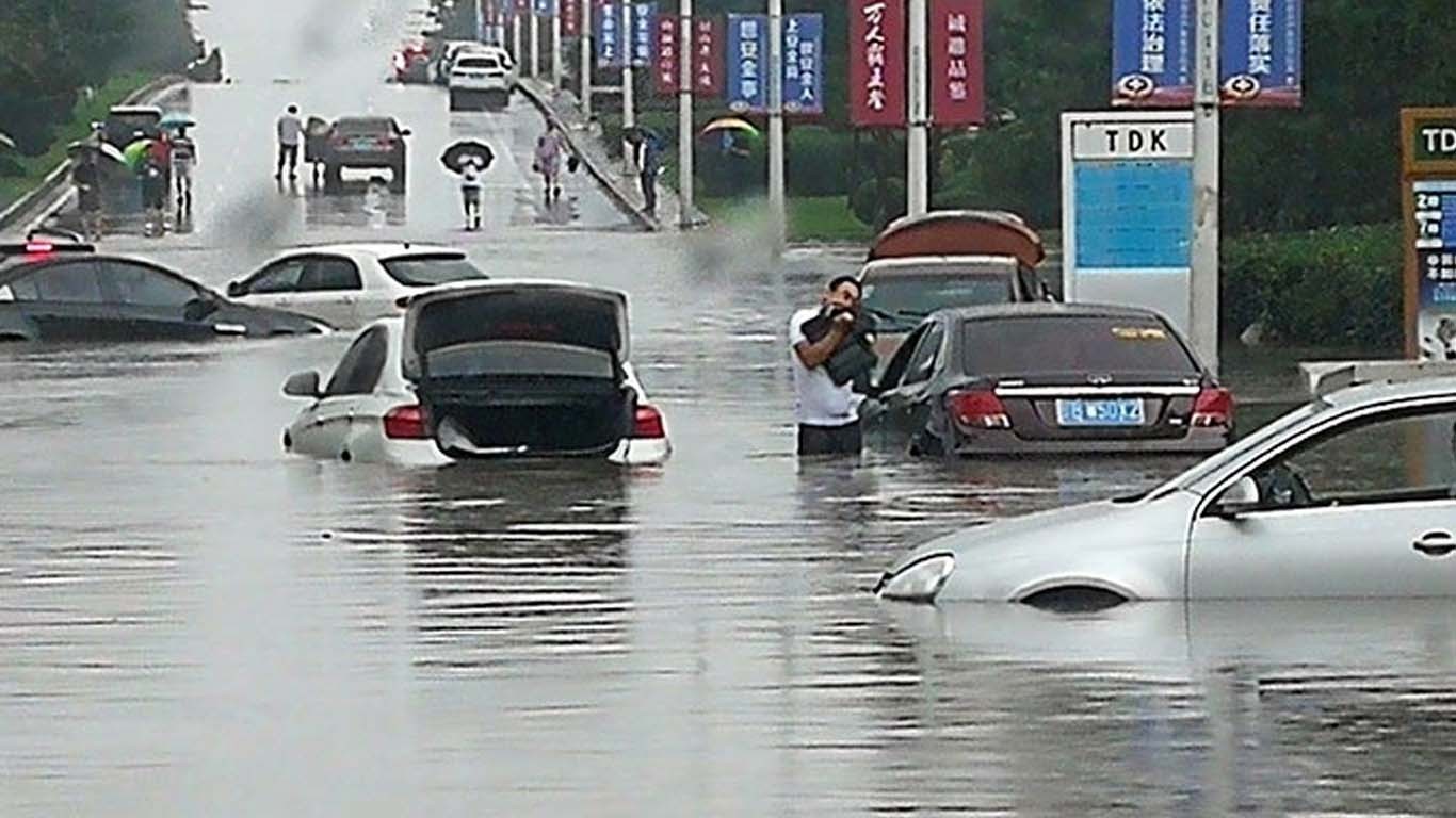 چین میں طوفان، ژالہ باری اور بارشوں نے تباہی مچادی