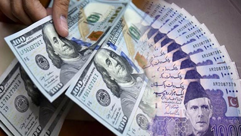 اوورسیز پاکستانیوں نے 1 ماہ میں 4 ارب ڈالر ملک بھیج دیے