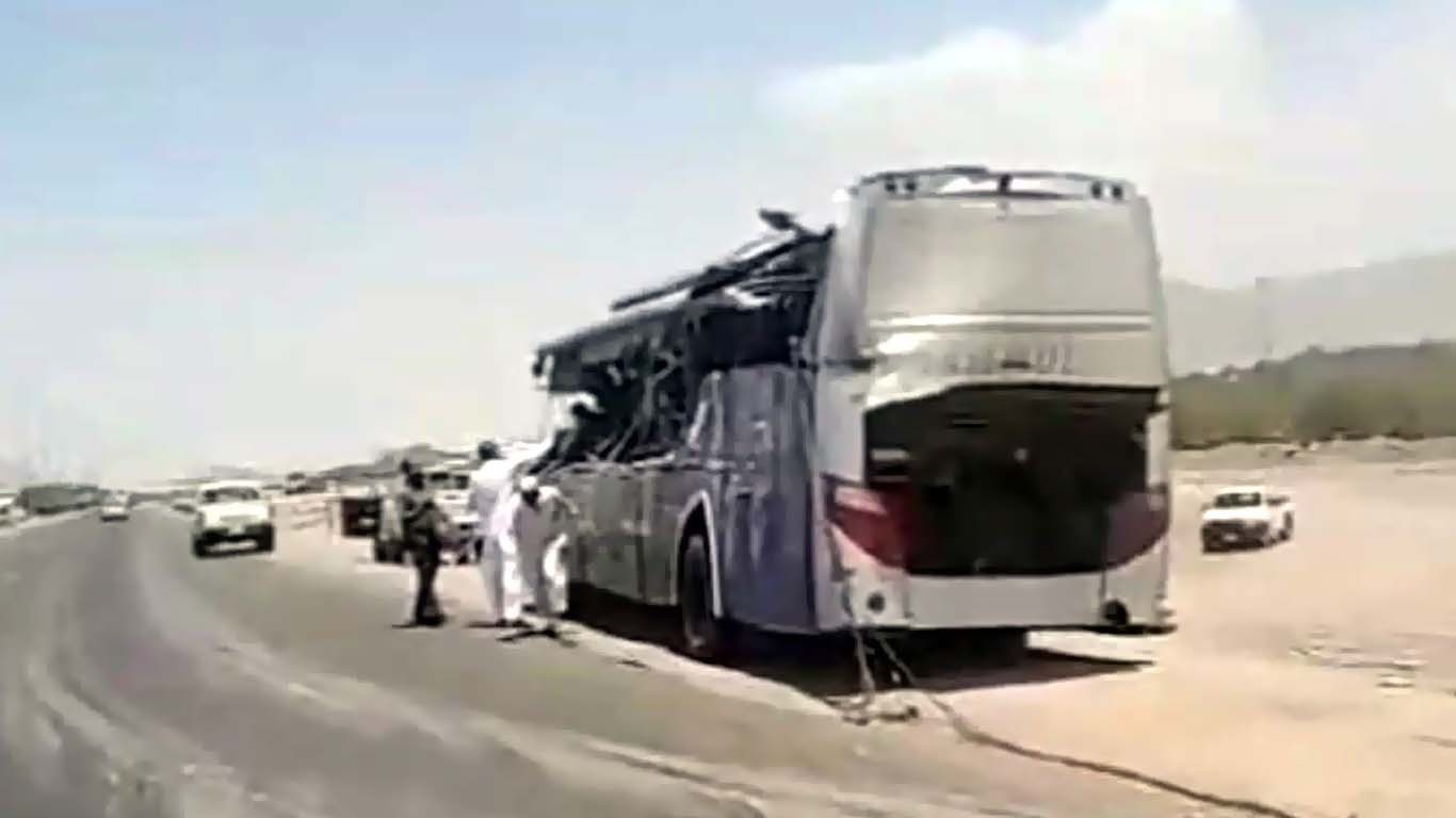 سعودی عرب: عمرہ زائرین کی بس کو حادثہ، 5 پاکستانی جاں بحق