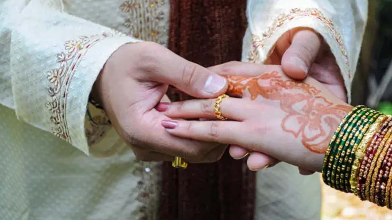 22 سالہ نوجوان کا دلہن کی ماں سے دھوکے سے نکاح