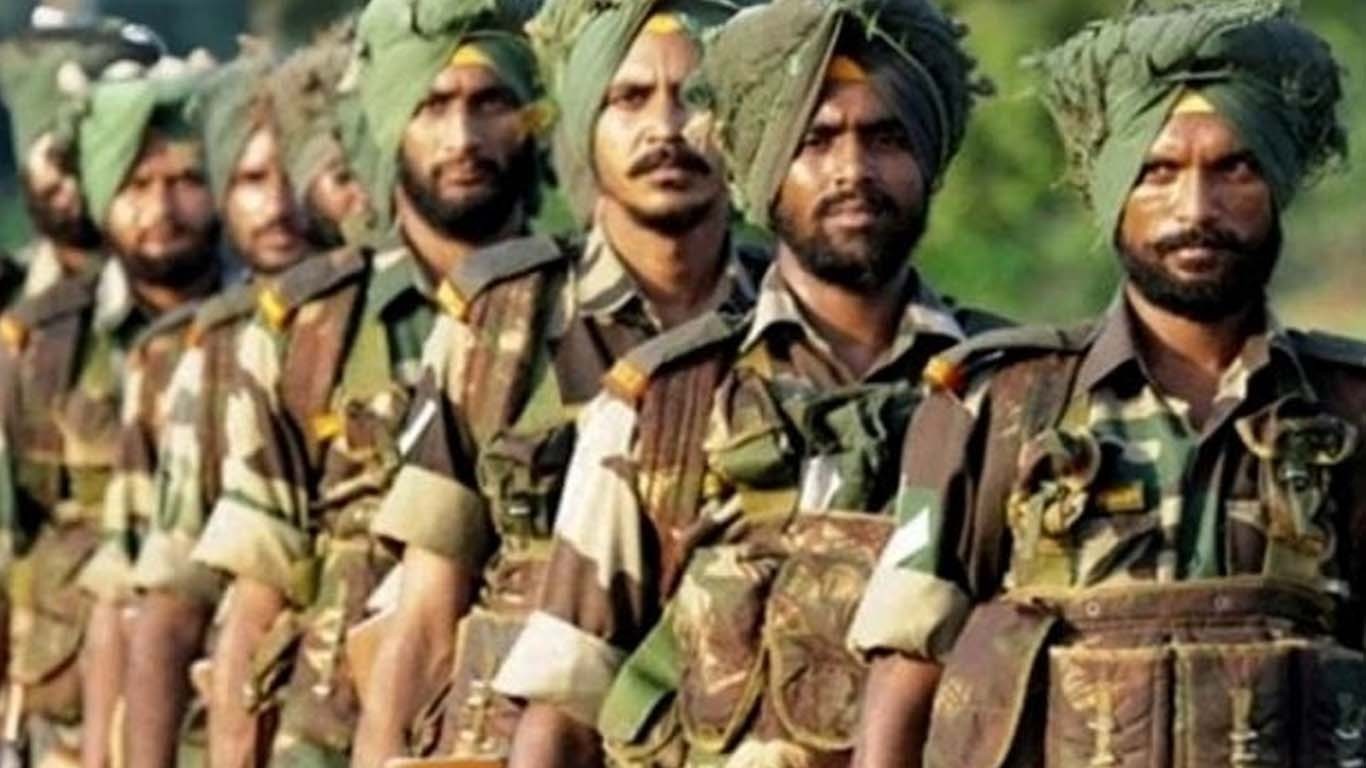 بھارتی فوج نے بوکھلاہٹ میں 5 سکھ اہلکاروں کو ہلاک کردیا