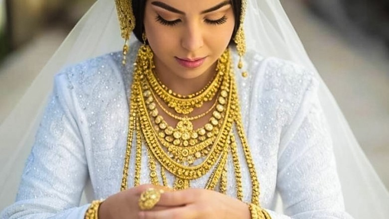 شناخت خفیہ رکھ کر دلہن نے شادی میں ملنے والا 1 کروڑ سے زائد کا سونا مظلوم فلسطینیوں کو عطیہ کردیا