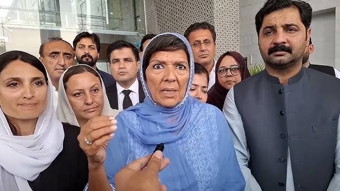 عمران خان کی بہن کو عدالت سے ریلیف مل گیا