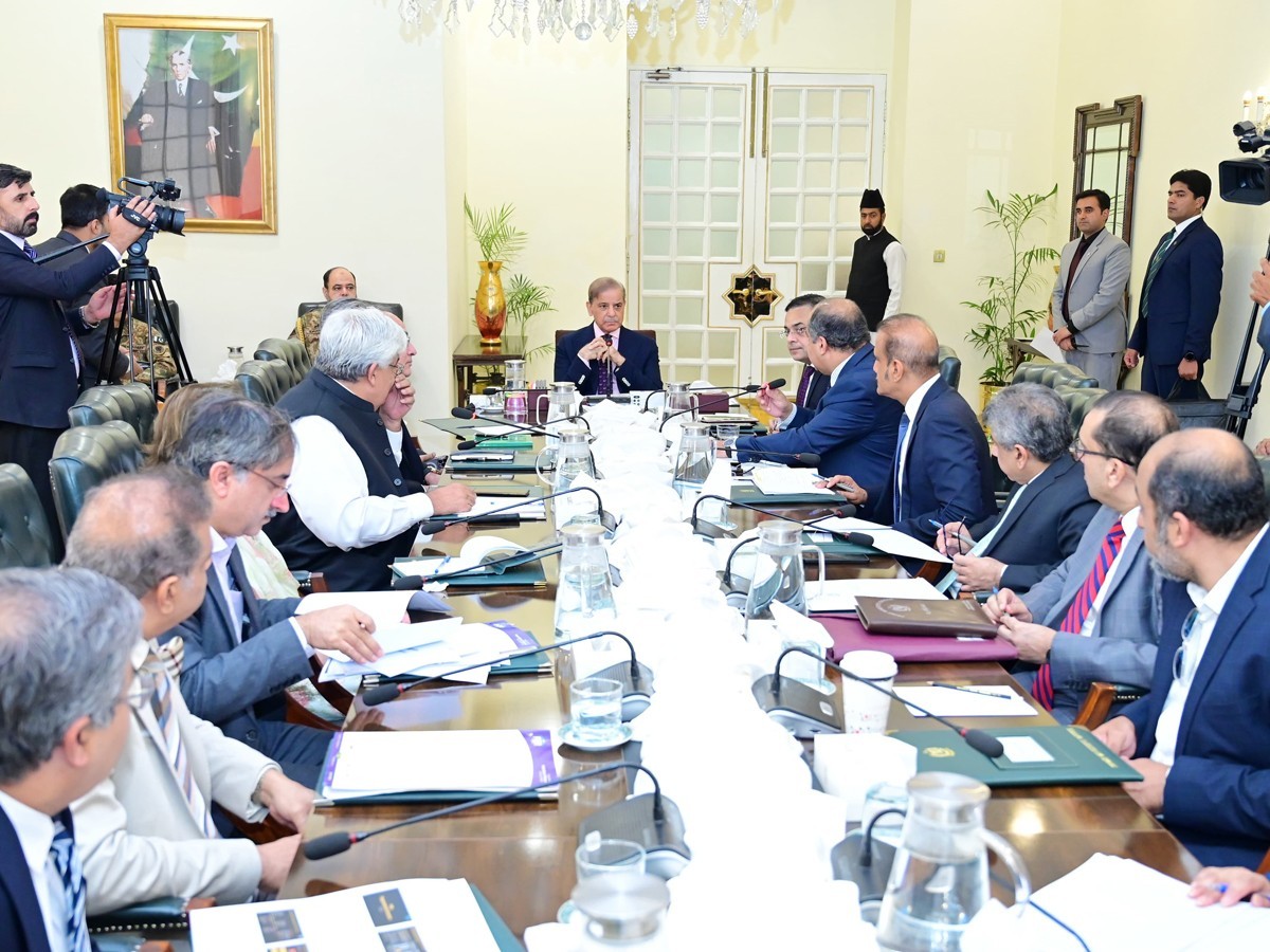 ٹیکس نہ دینے والوں کیخلاف سخت کارروائی کا فیصلہ