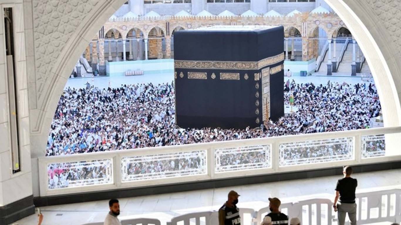 مسجد الحرام میں رش کو کنٹرول کرنے کے لیے مصنوعی ذہانت (اے آئی) کا استعمال